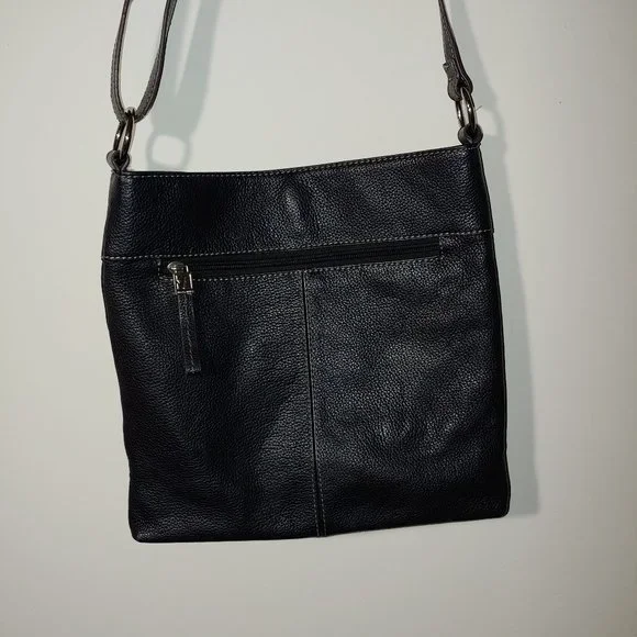 Tignanello Pebble Black Leather Hobo Bag - Picture 7 of 8